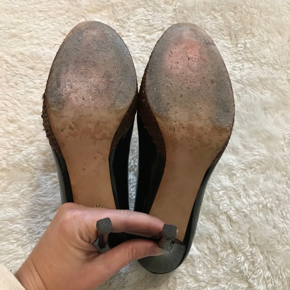 Stuart Weitzman Black Patent Leather Pump Basket 8 - Picture 6 of 7